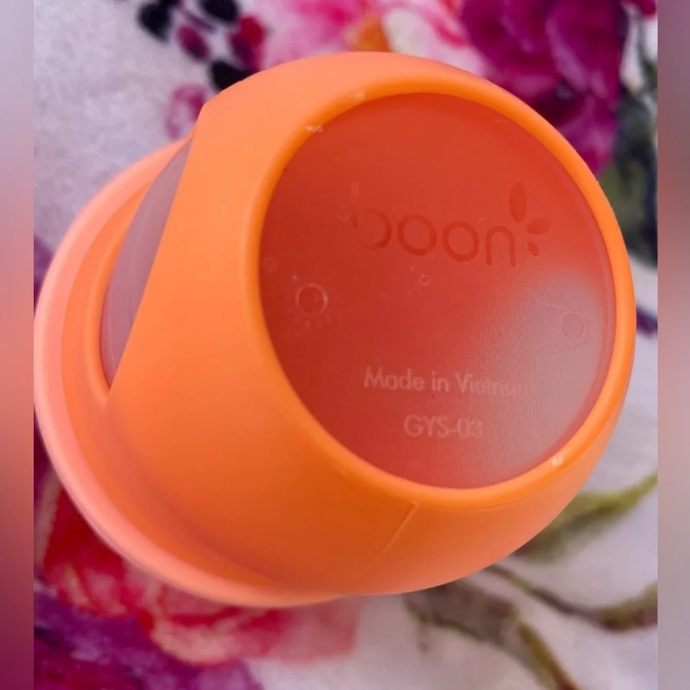Boon Nursh Silicone Baby Bottle (120nL/4oz)